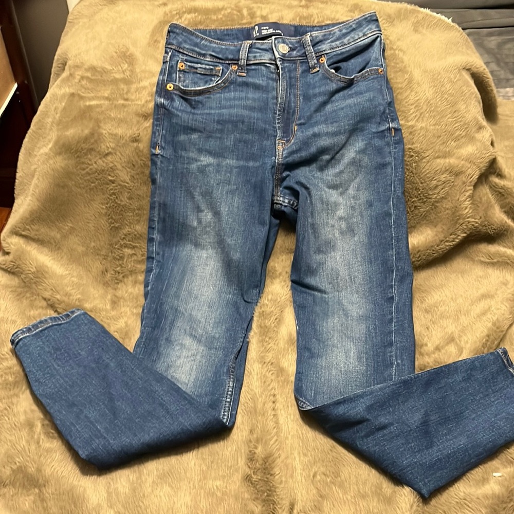 Women’s skinny jeans